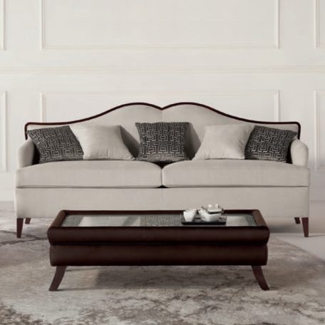 Chanel 450-A három üléses kárpitozott kanapé nyers bútor váz